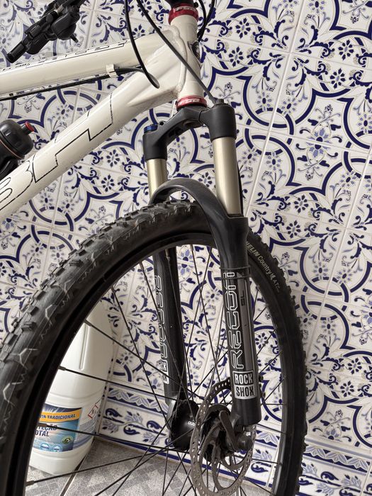 Bicicleta de btt BH