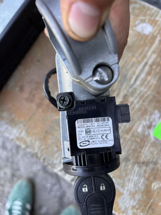 Замок зажигания Nissan Juke 2010-2014 ниссан жук