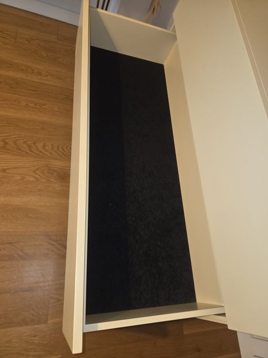 Cómoda de 2 gavetas com pés inox, lac. Mate beije