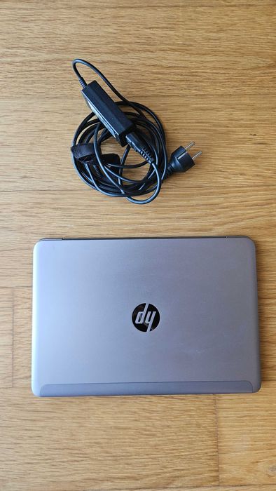 Computador portátil HP i7 8GB RAM 240GB HD WIN 10 PRO