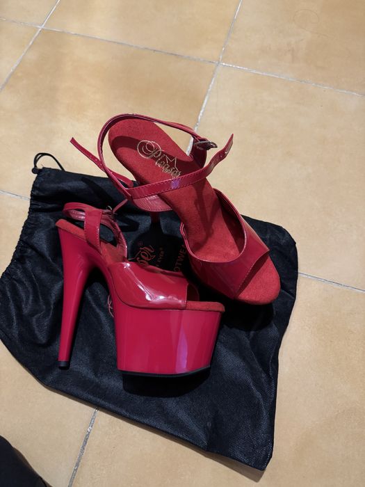 Стріпи Pleaser нові