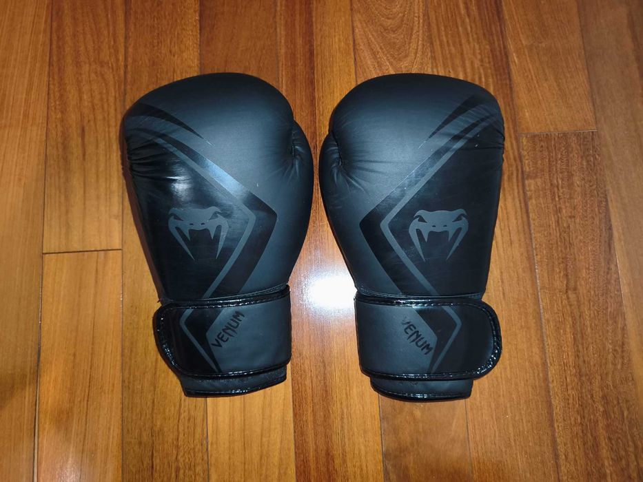 Luvas de box de 16Oz e 10Oz