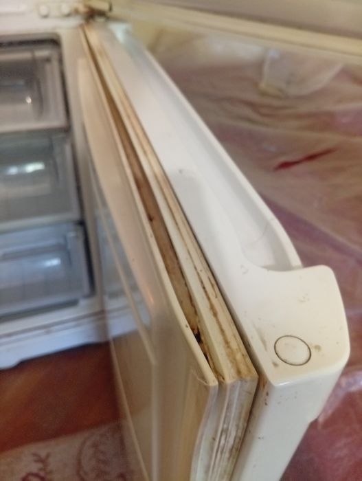 Холодильник Ariston hotpoint