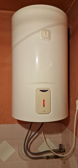 Podgrzewacz  wody Ariston Lydos 80l .