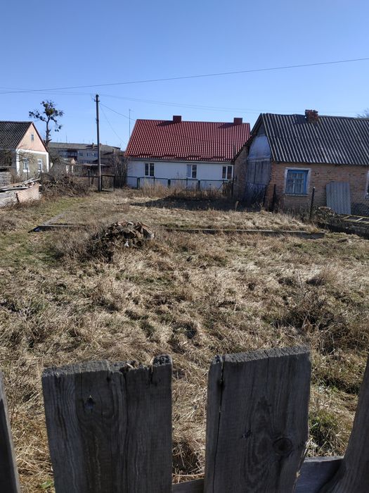 Продається земельна ділянка СМТ Цумань В Самому центрі