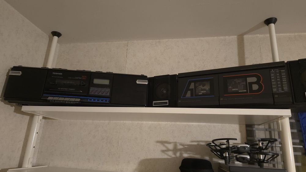 Кассетный магнитофон Sanyo, Philips