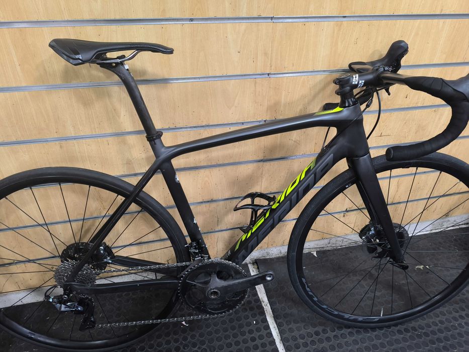 Bicicleta Merida scultura carbono disc