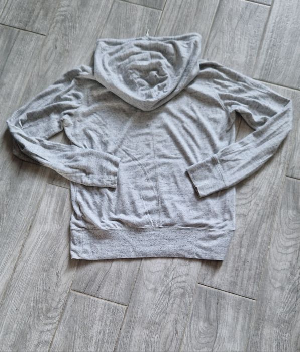 Oryginalna Szara bluza z kapturem Nike Ubrana kilka razy