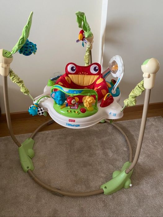 Saltitão fisher price com musica