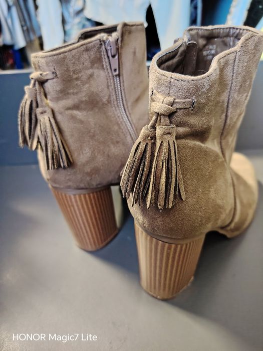 Buty damskie zamszowe