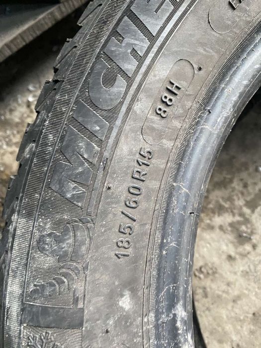 185.60.15 Michelin 4шт зима БУ склад шины резина