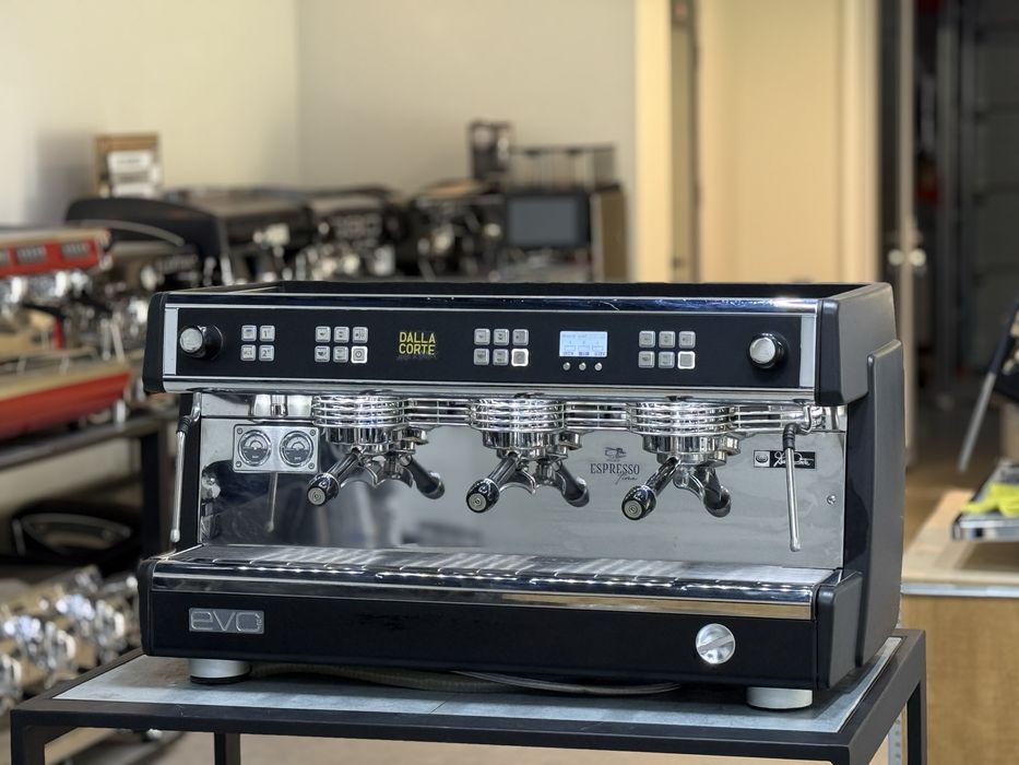 Професійка кавомашина Della corte evo 2