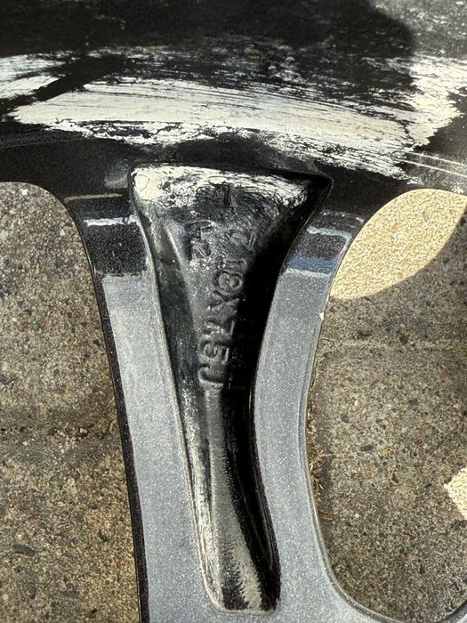 Felgi aluminiowe 18 cali 5x127 Chrysler Pacifica 68459827AA
