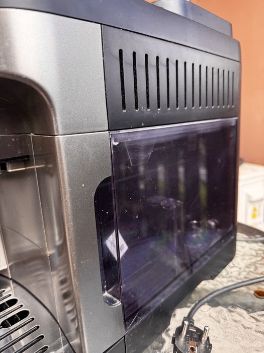 Ekspres DeLonghi Magnifica Evo