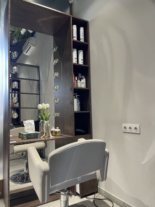 Оренда місця перукаря в салоні краси