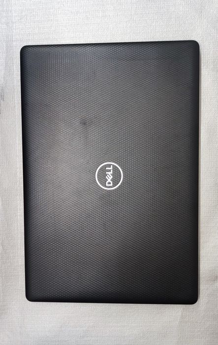 Dell Latitude 3593