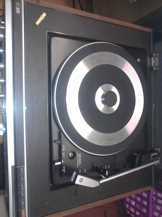 gira discos National Panasonic