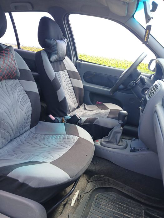 Renault Clio 2001