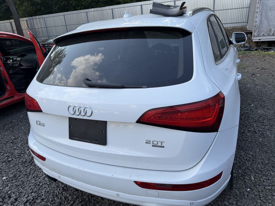Кришка багажника ляда кляпа Audi Q5 8R0 біла LS9R S9R Ауді Ку5
