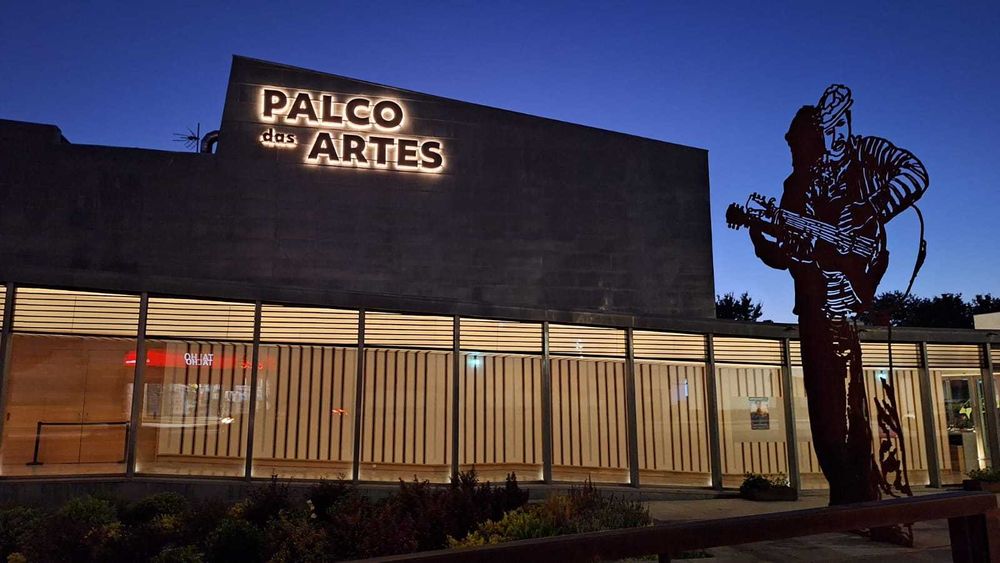 Letras Luminosas e Corpóreas 3D, Caixas de Luz, Reclame Luminoso