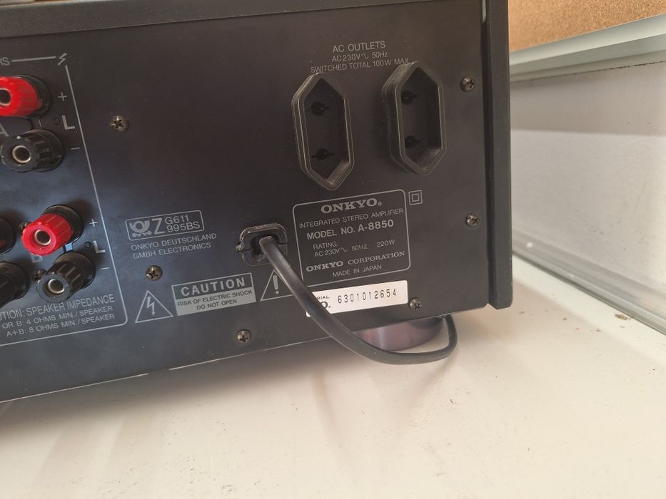 Onkyo Integra A-8850