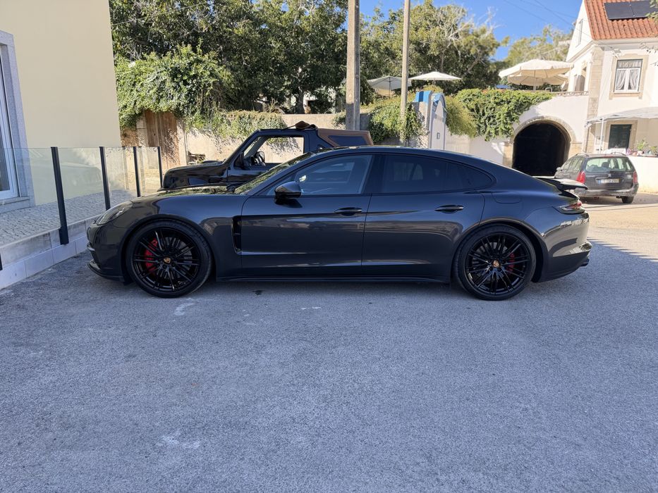 Porsche panamera 4 E-Hybrid