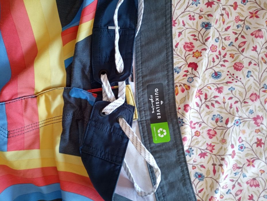Calções QuikSilver	Como novos	Tamanho 36*