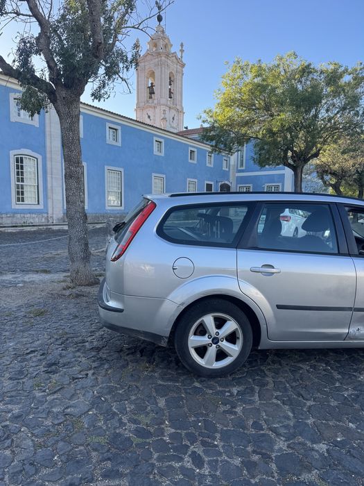 FORD FOCUS 1.4i 80 CV de 2005 — photo 3