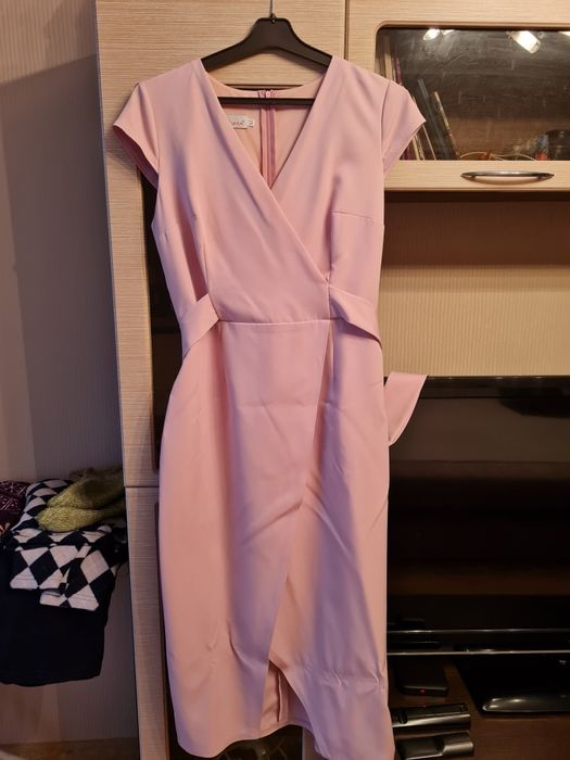 Красивое платье .