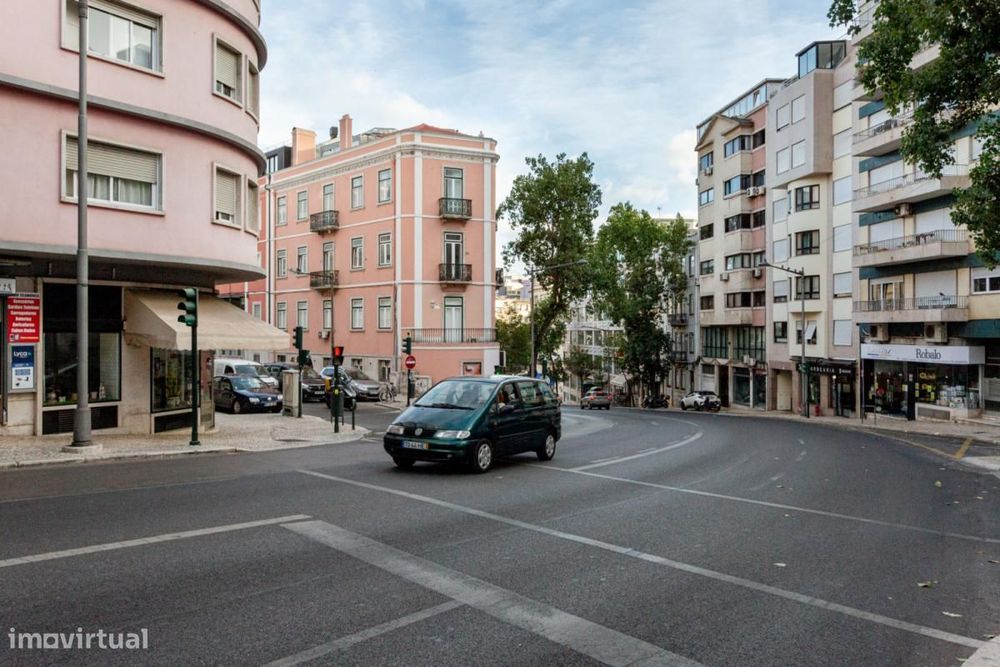 Quarto - localizado em Picoas Lisbon