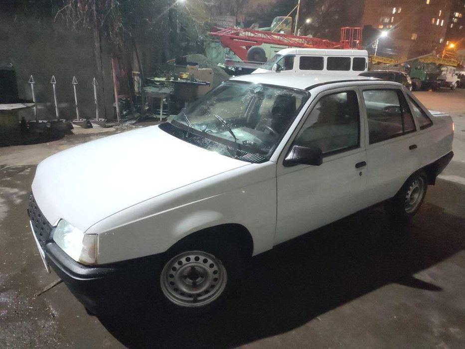 Продаж авто Opel Kadett 1.3 Бензин