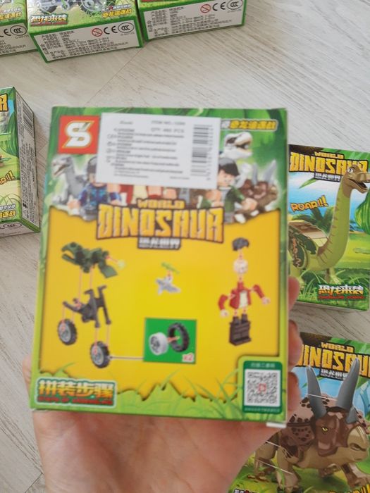 Klocki LEGO blocks Dinozaur word