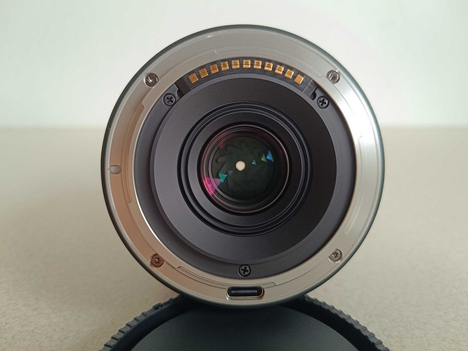 zadbany Viltrox AF 25 mm f/1.7 Air pod nikon Z