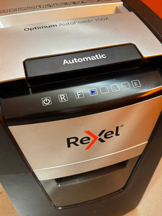 Destruidora Rexel Optimum AutoFeed 150X – Como nova!