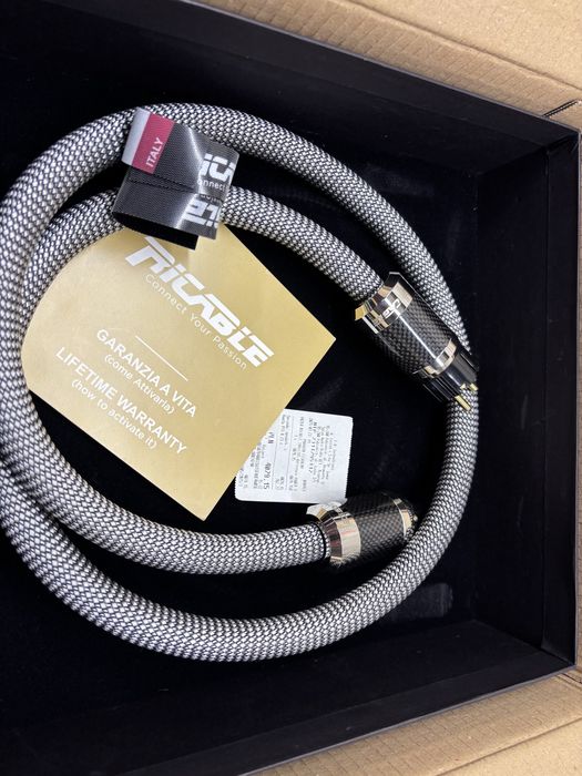 Ricable Invictus Reference 1,5m kabel zasilajacy