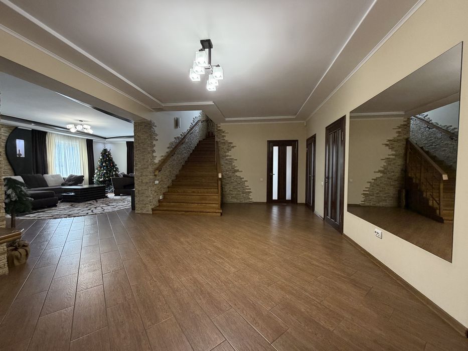 Продається будинок Лужани