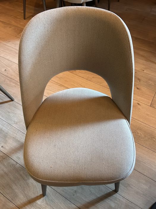 Mesa 80x80 c/ tampo termolaminado efeito madeira
