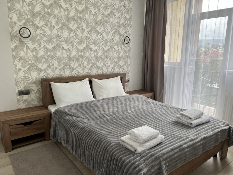 Нове житло Трускавець ! До центру 450м ! Балкон! Кондиціонер!