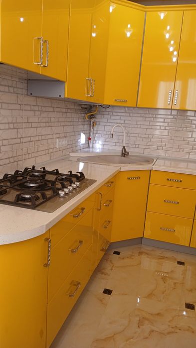 Здається подобово житло в Центрі міста з новим ремонтом !!!