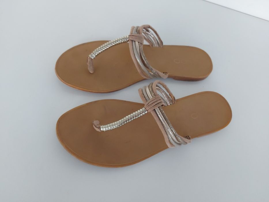 Buty klapki japonki Aldo w rozmiarze 38