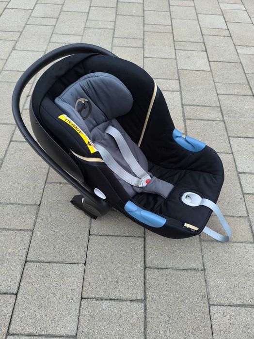 Fotelik Cybex Atom M + baza