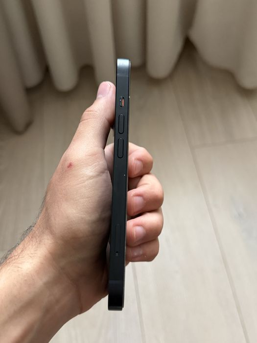 Продам iPhone 14 128 GB Midnight Фіз сім
