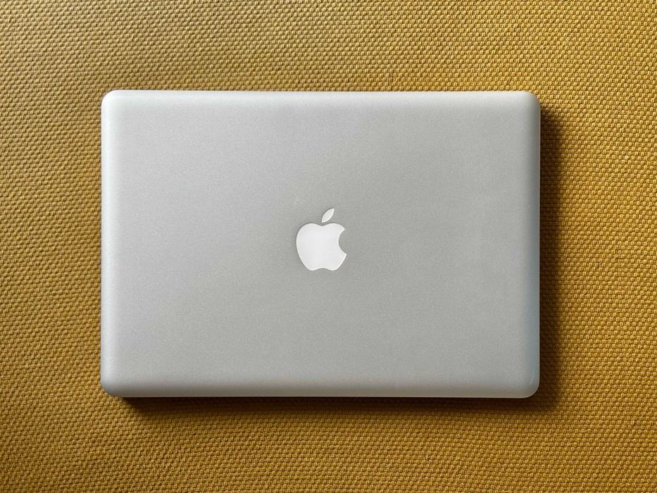 MacBook Pro 13” | 250GB | 2012