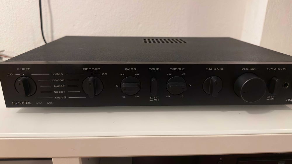 Amplificador Estéreo Audiolab 8000A – Revisto