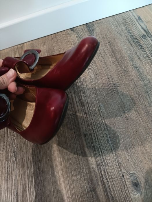 Bordowe czółenka rozm. 38