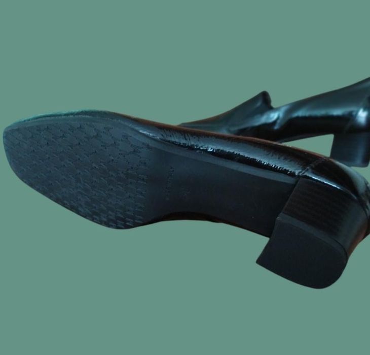 Італійські туфлі