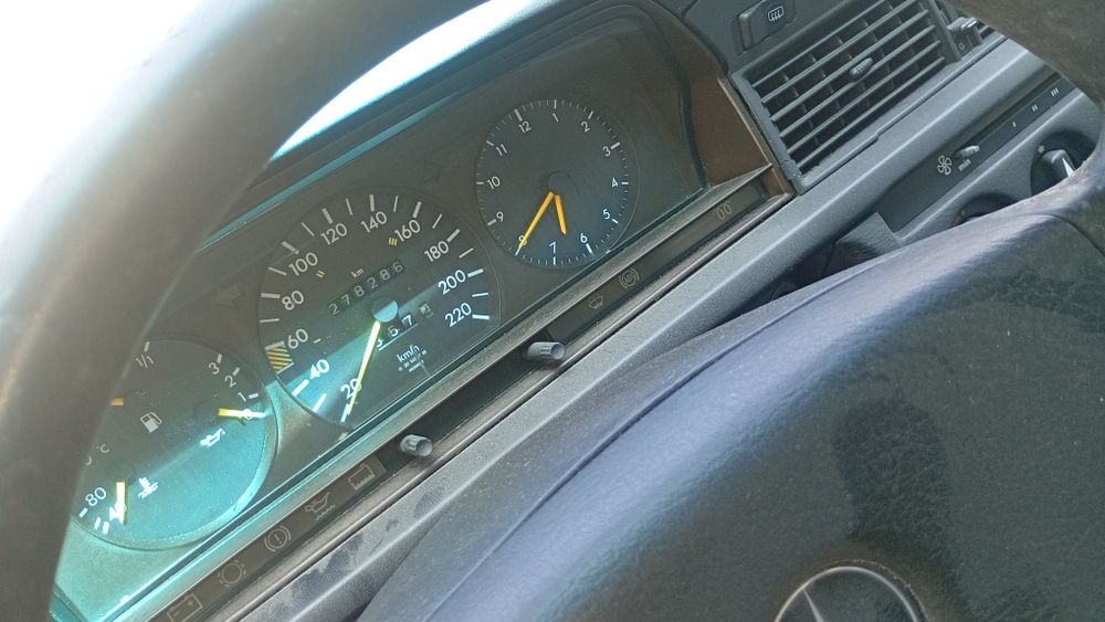Mercedes 190d 2.0