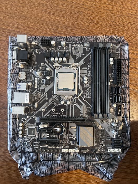 Płyta główna Gigabyte B365m DS3H + Procesor Intel Core i5 9600kf