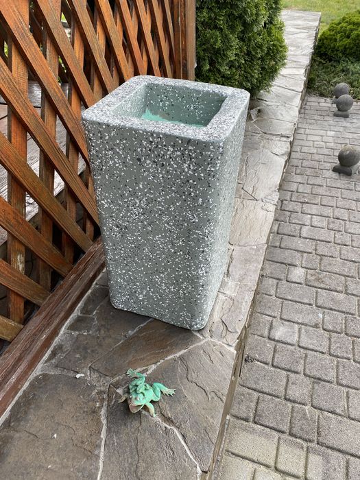 Квітник для квітів