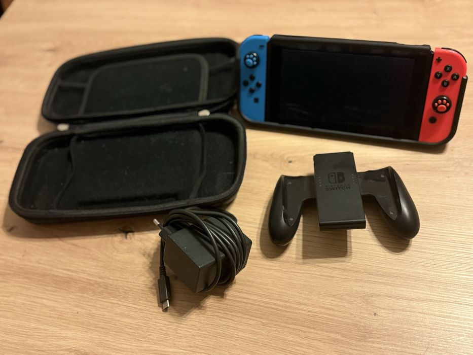 Nintendo Switch five Konsola Nintendo Switch wielokolorowy - Sklep, Opinie, Cena
